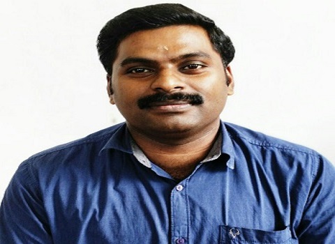 Krishnakumar  K R